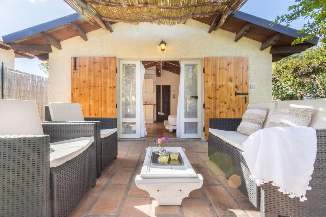 Deppy Cottage Porto Columbu - Perd'E Sali エクステリア 写真